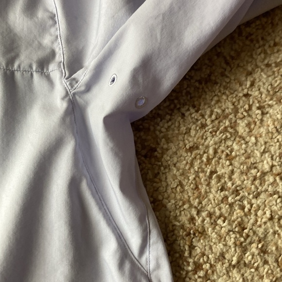 Lululemon Women’s Full Day Ahead Tech Casual Button Down Shirt 4 - Picture 8 of 13